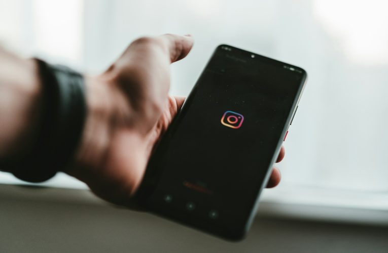 Como desativar o status online do Instagram no celular e no computador